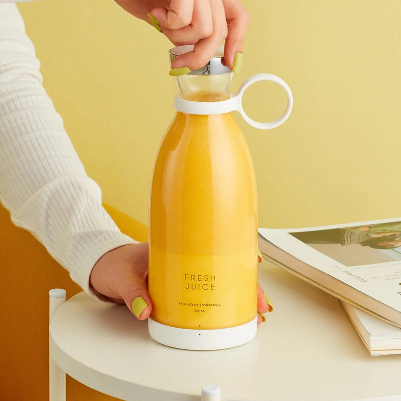 Mixer Mini Liquidificador Portátil Recarregável com 4 lâminas - Fresh Juicer Pro